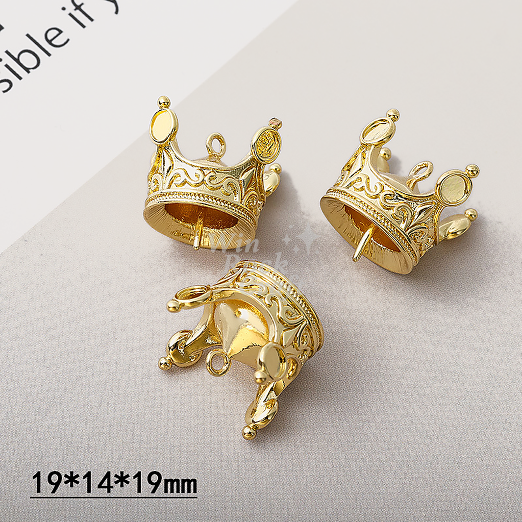 ✨ Crown Pearl Pendant Bails – 18K Gold/Rhodium Plated 👑